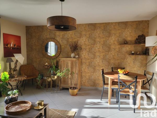 Appartement 3 pièces de 56 m² à Pontault-Combault (77340)