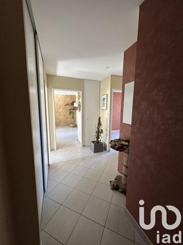 Appartement 3 pièces de 56 m² à Pontault-Combault (77340)