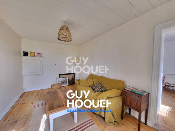 Maison à rénover avec terrain, cour intérieure et dépendances à 10 min de Belleville-en-Beaujolais