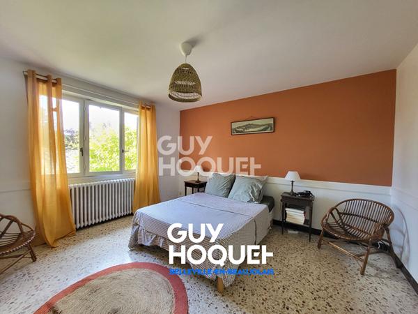 Maison à rénover avec terrain, cour intérieure et dépendances à 10 min de Belleville-en-Beaujolais