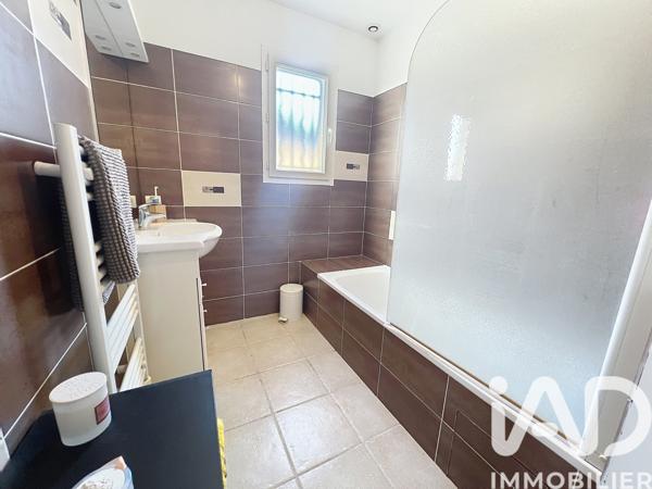 Maison à vendre 4 pièces 87 m² Robion