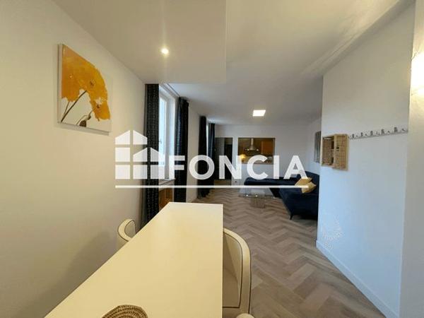 Location Appartement 3 pièces 73.43 m² - Beaumes De Venise 84190