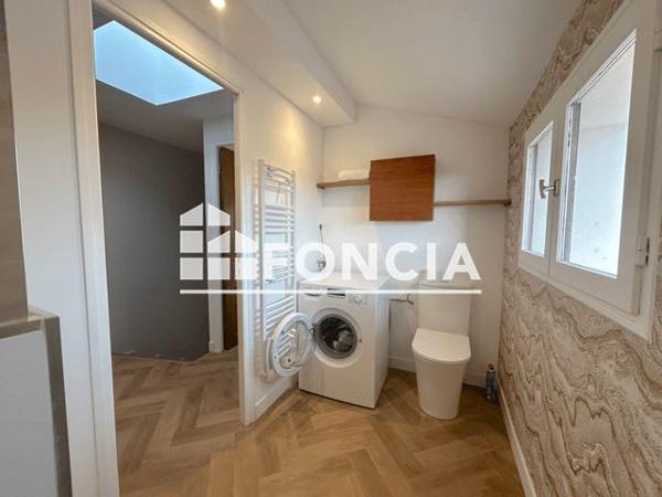 Location Appartement 3 pièces 73.43 m² - Beaumes De Venise 84190