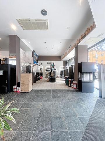 Murs commerciaux 115m2 - Emplacement premium en angle - Centre ville Sarreguemines