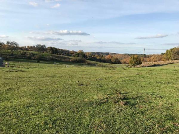 Terrain constructible - Saint-cyprien Terrain constructible sur les hauteurs d un village tous commerces