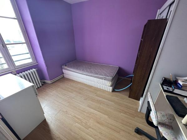 Spécial investisseur,deux lots T 4 à rafraichir