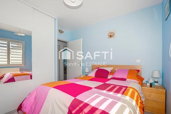 Maison lumineuse, récente, proche des commodités !