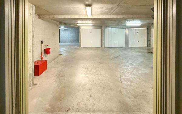 Stationnement à vendre    14 m2 Lyon 7