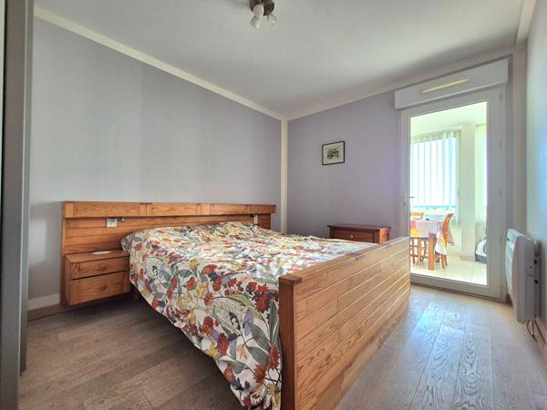 GRAND APPARTEMENT AVEC VUE MER