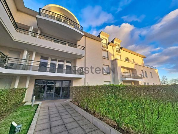 RARE à SAINT CYR-SUR-LOIRE, RESIDENTIEL, APPARTEMENT T4+TERRASSE+DOUBLE BOX+ CAVE