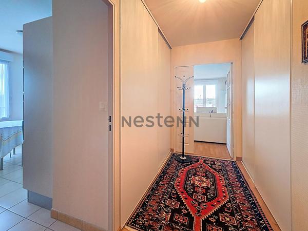 RARE à SAINT CYR-SUR-LOIRE, RESIDENTIEL, APPARTEMENT T4+TERRASSE+DOUBLE BOX+ CAVE