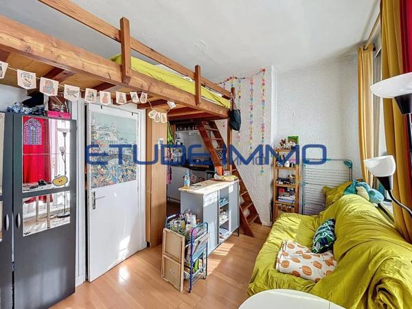 STUDIO A VENDRE - LILLE SEBASTOPOL - 18.78 m 2 - 113 000 €