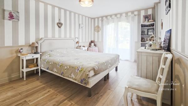 Blanquefort - Maison Familiale 5 Pièces de 145 m²