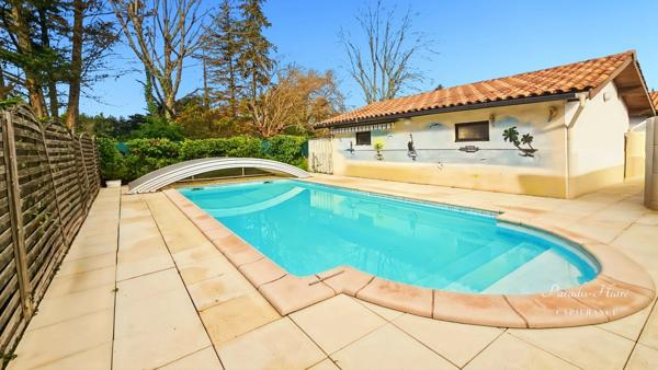 Blanquefort - Maison Familiale 5 Pièces de 145 m²