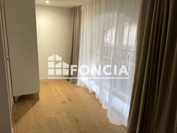 Location Appartement 3 pièces 69 m² - 60 QUAI DU HAVRE Rouen 76000