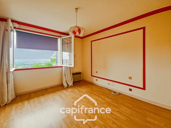 Maison familiale avec vue panoramique à Castelculier, 6 chambres, 235m² habitable, sous-sol 145m²