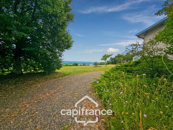 Maison familiale avec vue panoramique à Castelculier, 6 chambres, 235m² habitable, sous-sol 145m²