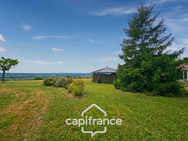 Maison familiale avec vue panoramique à Castelculier, 6 chambres, 235m² habitable, sous-sol 145m²