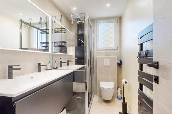 CANNES Basse Californie - 2 pièces rénové 42m2 - Terrasse 17m2 - Dernier étage