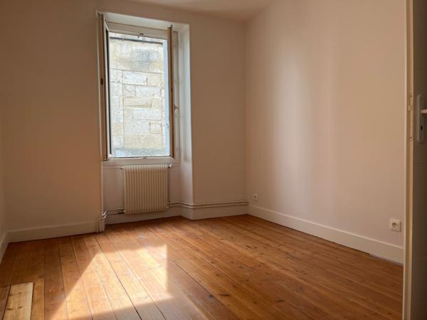 MAISON DE VILLE T3 quartier NAMBOT GARAGE