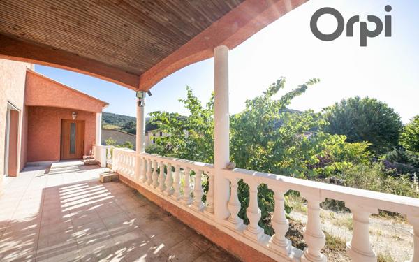 Maison à vendre    3 pièces •  Maury