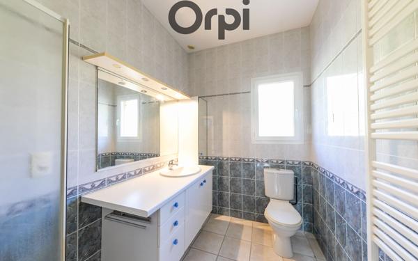 Maison à vendre    3 pièces •  Maury