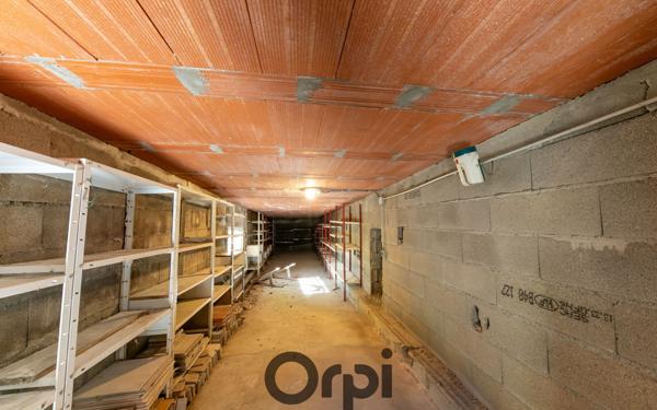 Maison à vendre    3 pièces •  Maury