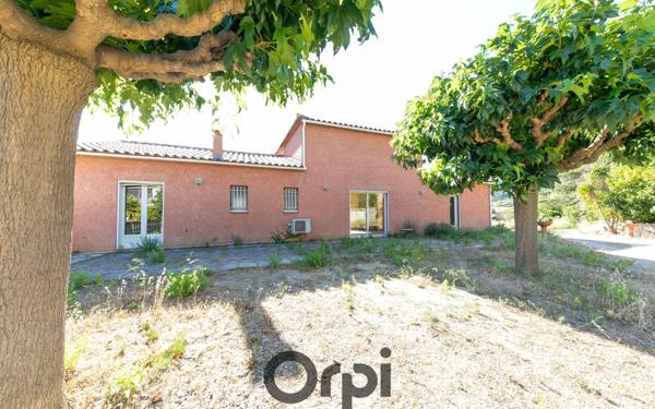 Maison à vendre    3 pièces •  Maury