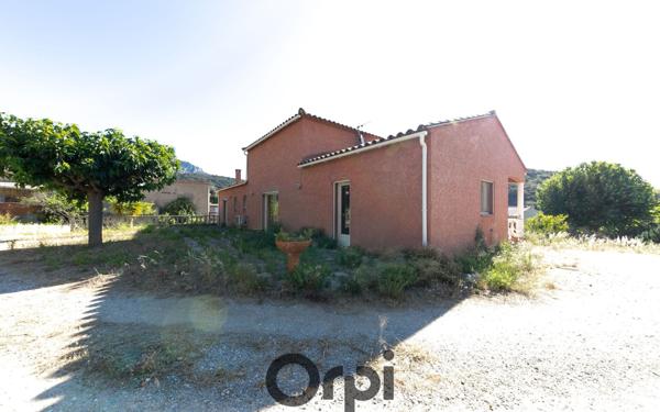 Maison à vendre    3 pièces •  Maury