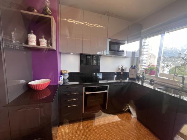 Appartement 3 pièces - 59 m² Bien prestige