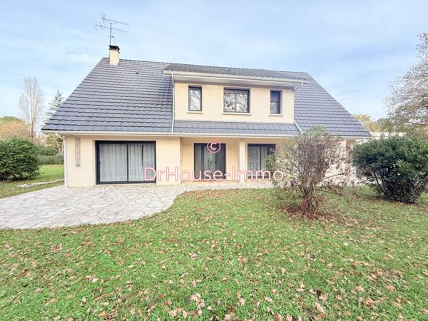 Maison à vendre 8 pièces de 300 m²