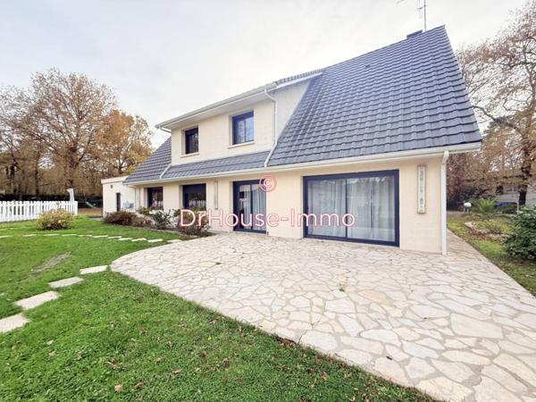 Maison à vendre 8 pièces de 300 m²