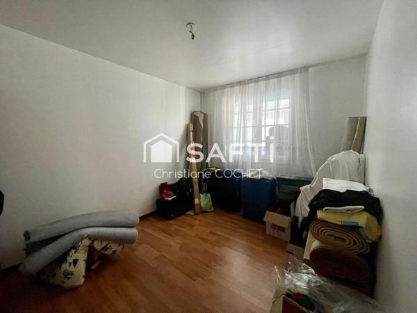 Grande maison au Mée Village à 800m de la gare sans nuisance