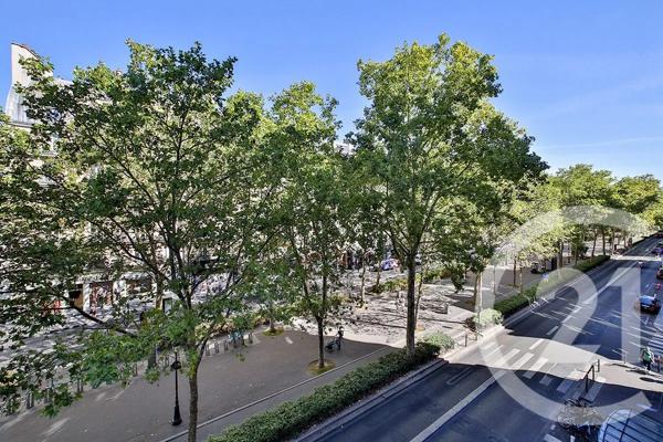 Appartement Atelier D'Artiste à vendre  4 pièces - 119,60 m 2   PARIS  - 75009