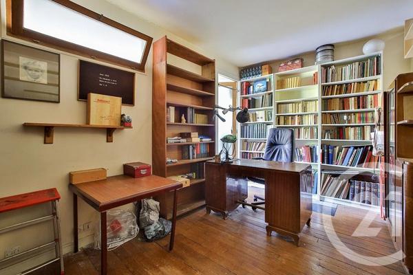 Appartement Atelier D'Artiste à vendre  4 pièces - 119,60 m 2   PARIS  - 75009