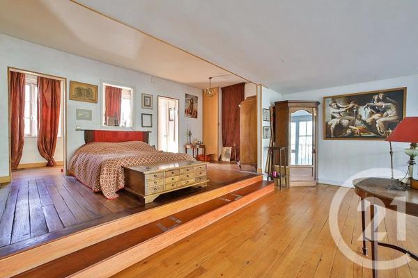 Appartement Atelier D'Artiste à vendre  4 pièces - 119,60 m 2   PARIS  - 75009