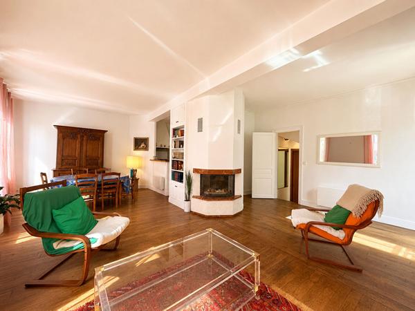 RARE & FORT POTENTIEL! GRANDE MAISON DE VILLE ET DEPENDANCES CENTRE MAISONS-ALFORT