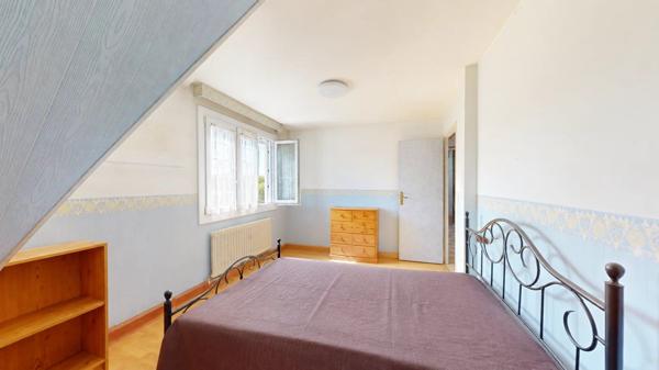Vente                                                      Maison
                        
                     7 pièces                      165 m2                     à Chelles