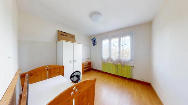 Vente                                                      Maison
                        
                     7 pièces                      165 m2                     à Chelles