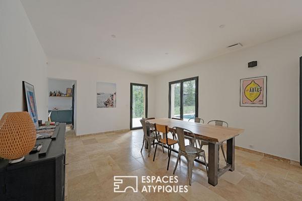 Bastide contemporaine avec piscine et tiny house au coeur de la nature