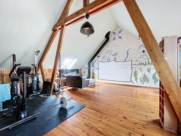 A VENDRE à 49130 Sainte Gemmes sur Loire 8 pièces 210 m² habitable 6 chambres 1600 m² jardin avec garage et atelier de 43 m² !