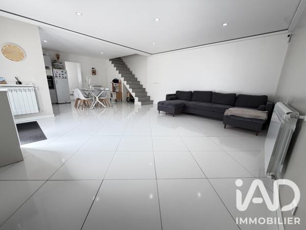Maison à vendre 5 pièces 89 m² Villeneuve-le-Roi