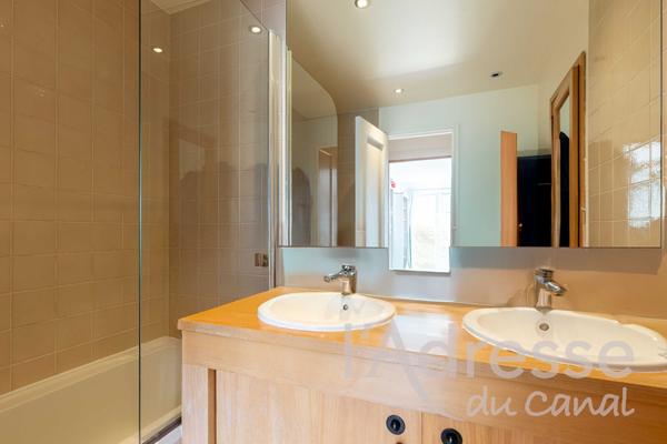 Un bien d'exception au Moulin de la Galette - Rare !