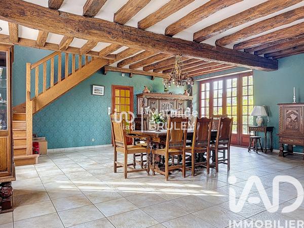 Maison à vendre 11 pièces 262 m² Saint-Arnoult-en-Yvelines