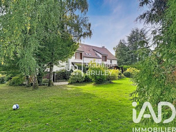 Maison à vendre 11 pièces 262 m² Saint-Arnoult-en-Yvelines