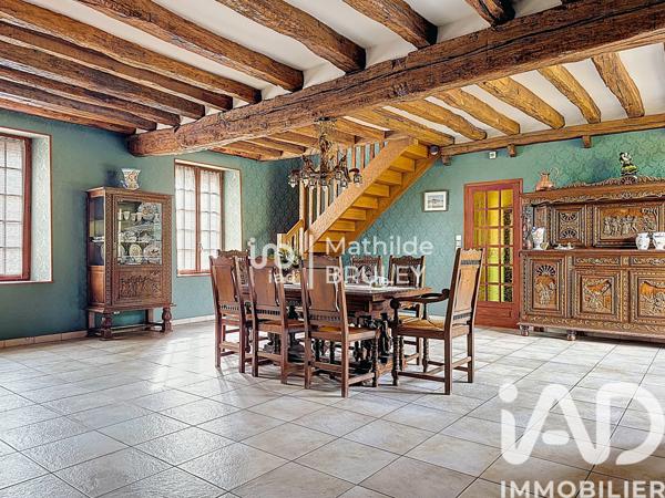 Maison à vendre 11 pièces 262 m² Saint-Arnoult-en-Yvelines