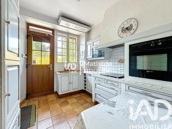 Maison à vendre 11 pièces 262 m² Saint-Arnoult-en-Yvelines