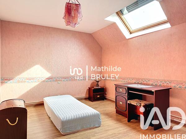 Maison à vendre 11 pièces 262 m² Saint-Arnoult-en-Yvelines