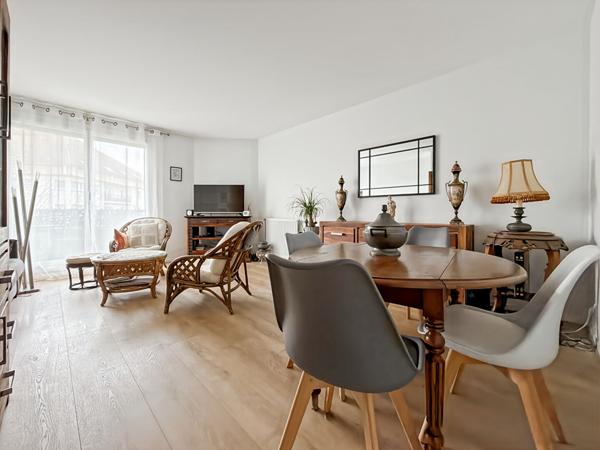 Appartement Jouy Le Moutier 3 pièce(s) 61 m2