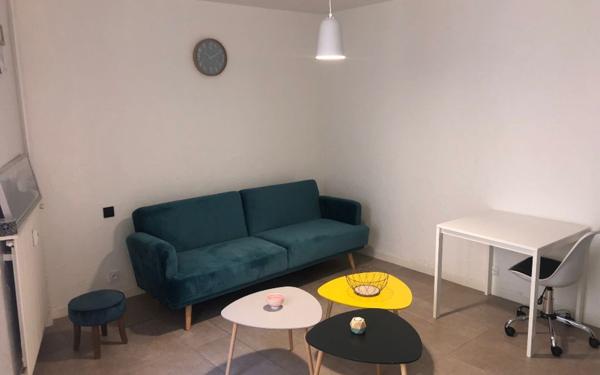 Appartement à vendre    1 pièce • 25 m2 Toulon